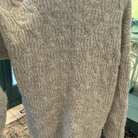 Lucky Brand Light Gray V-Neck Sweater Side Slits Soft Women’s XLG - Picture 12 of 12